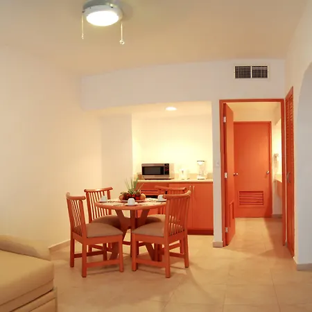 Laguna Suites Golf & Spa-2